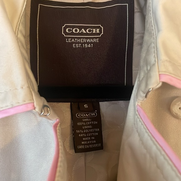 Classy coach trenchcoat lined in soft pink size small - Picture 3 of 7